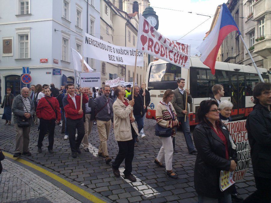 Demonstrace proti zavádění sexuální výchovy do škol