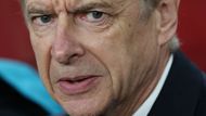 Kouč Arséne Wenger měl kvůli marodce velké problémy se sestavou Gunners. O víkendu přišel minimálně na dva měsíce o Coquelina a Artetu.