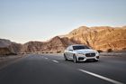 Jaguar XF: Prohnali jsme kočku po pyrenejských silnicích
