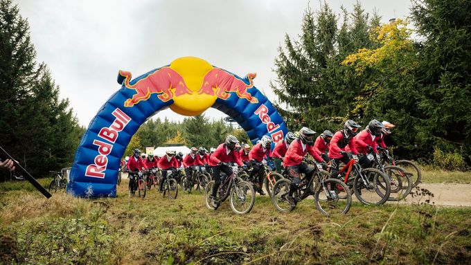 Finále závodu Red Bull Foxhunt