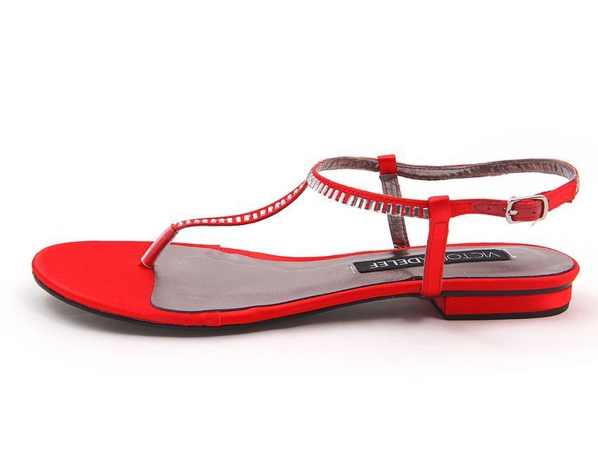 Červené sandálky Victoria Delef