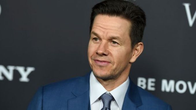 Mark Wahlberg, podle časopisu Forbes nejlépe placený herec loňského roku, věnuje milion a půl dolarů na podporu obtěžovaných žen.