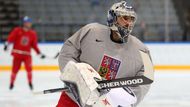 Brankář Ondřej Pavelec se dnes v pražské O2 areně po příletu z Winnipegu poprvé "sklouzl" s reprezentačními kolegy před blížícím se světovým šampionátem.