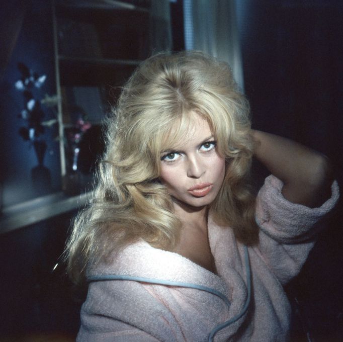 Brigitte Bardot ve filmu Voulez-vous danser avec moi.