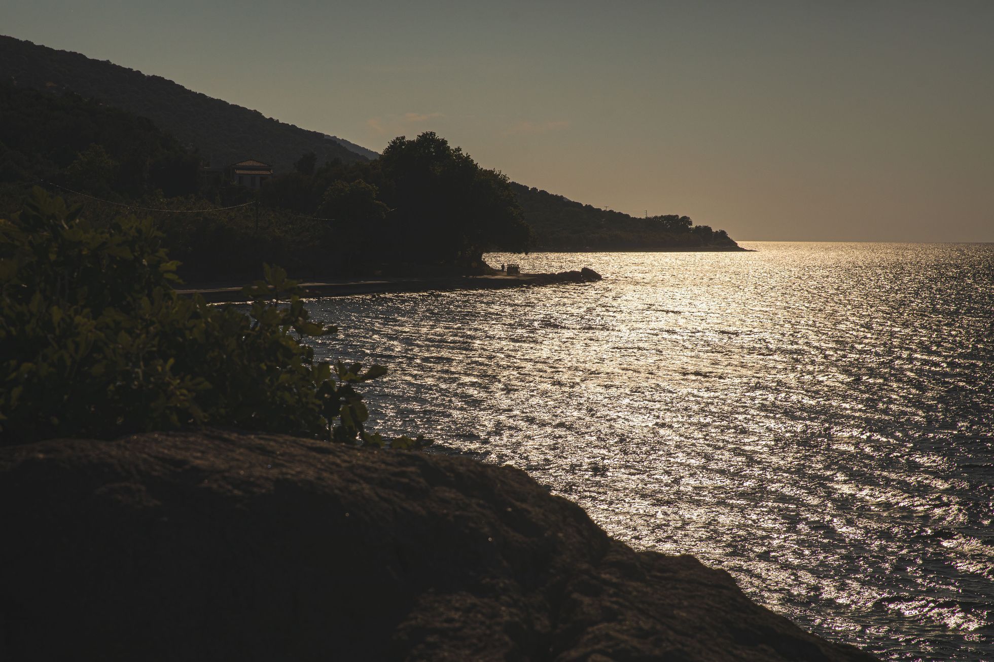 Lesbos turistické tipy, turismus, historie, antické památky, akvadukt, zkamenělý les UNESCO