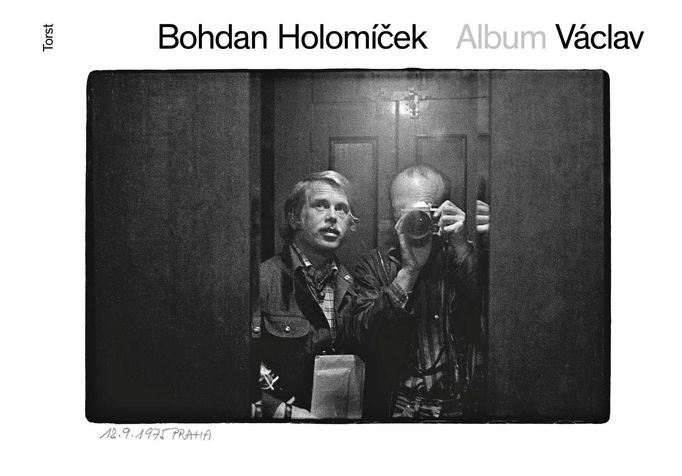 Obálka z již vydané knihy Bohdana Holomíčka „Album Václav“, kterou nakladatelství Torst publikovalo v roce 2016.