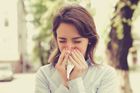 Genetika, kouření nebo špatná životospráva: Proč trpíte alergií právě vy