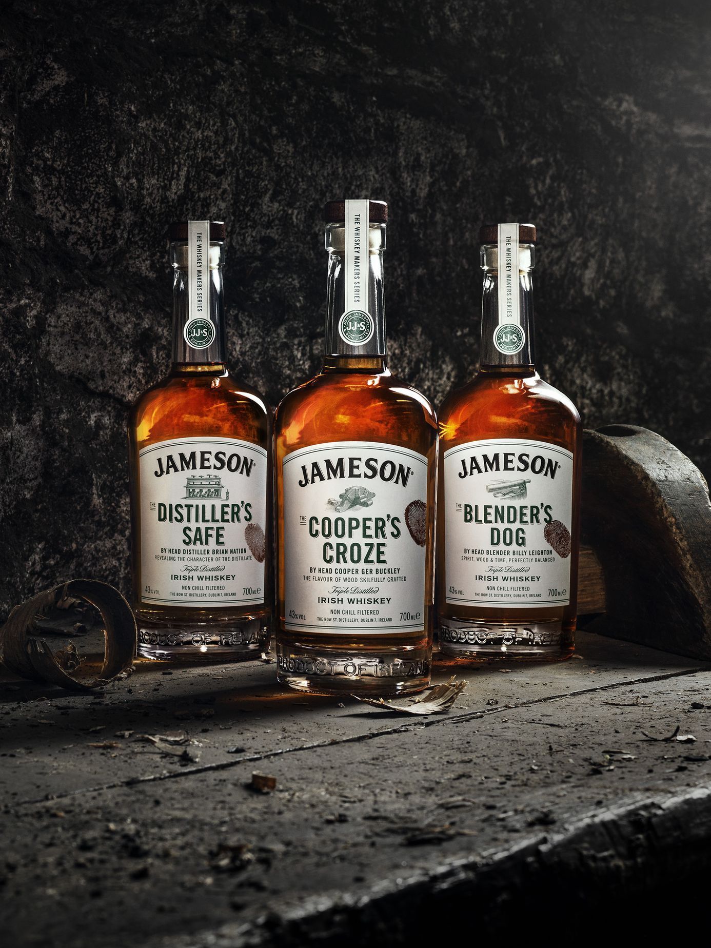 Jameson - whiskey - tmave pozadi