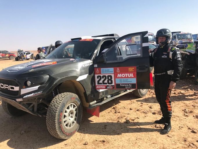 Miroslav Zapletal ve Fordu na Rallye Dakar 2022