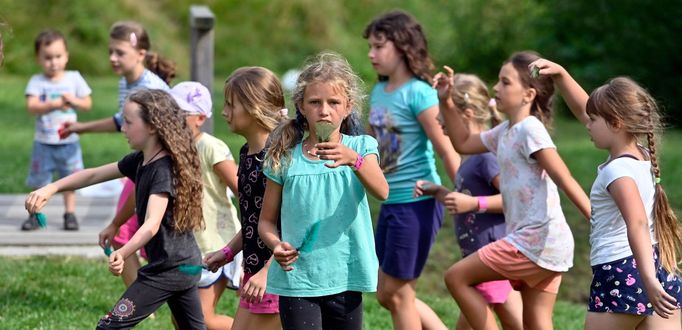 Vystoupení dětského Tvořivého tábora na zahájení festivalu.