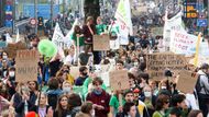 Policie odhaduje, že se pochodu zúčastnilo nejméně 25 tisíc lidí, zatímco organizátoři uvádějí 50 tisíc demonstrantů. Šlo o největší podobnou událost v Belgii od začátku pandemie.