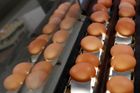 Inspektoři zakázali prodej 200 tisíc německých vajec