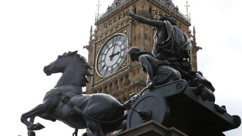 VIDEO: Londýnský Big Ben se naposledy rozezněl. Čeká ho čtyřletá rekonstrukce