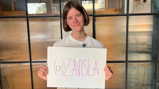 Topmodelka Bára Černá Podzimková byla hostem v podcastu (ne)ZÁVISLÁ.