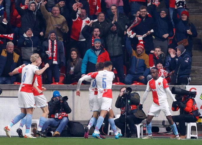 Slavia slaví první gól do sítě LASku