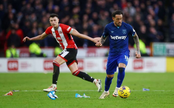 Soccer Football - Premier League - Sheffield United v West Ham United - Bramall Lane, Sheffield, Britain - January 21, 2024 West Ham United's Danny Ings in action as litt