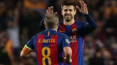 LM, Barcelona- Paris St Germain: radost Barcelony - Andres Iniesta a Gerard Piqué