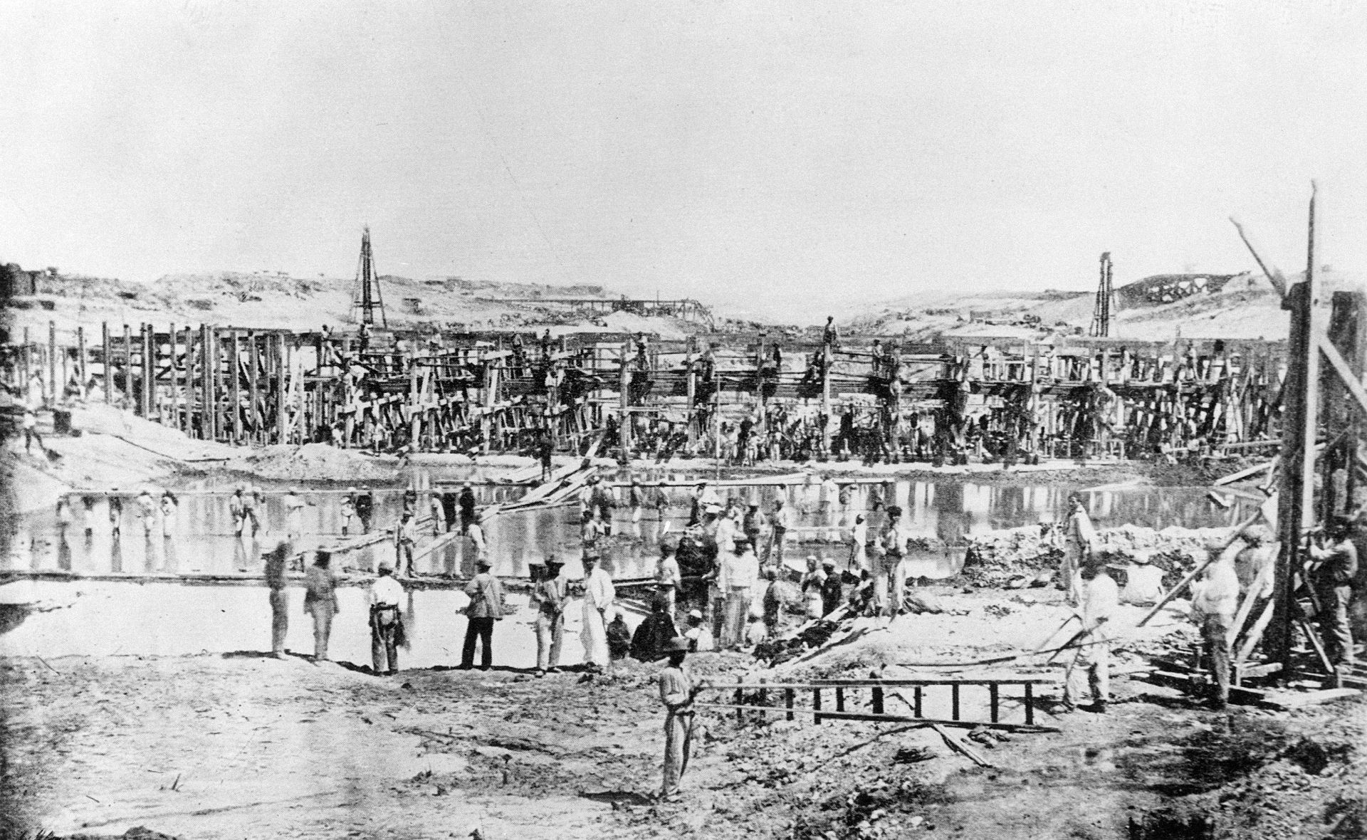 Jednorázové užití / Fotogalerie / Dokončen Suezský průplav / 1869 / Youtube