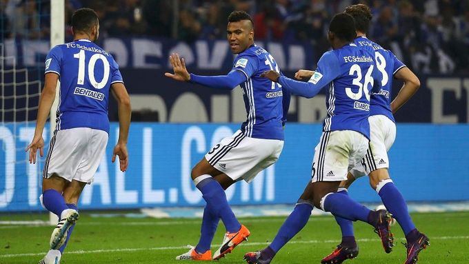 Fotbalisté Schalke porazili Hamburk, který se nadále utápí v boji o záchranu.