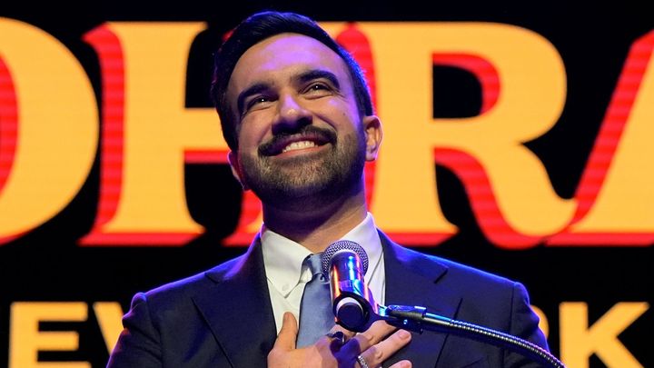 Prohra Trumpova favorita, New York poprvé ovládne muslim. Co udělá prezident?