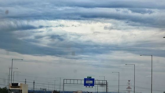 "vírový" útvar, Pražský okruh (obloha, mraky)