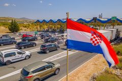 Chorvatsko plánuje zrušit mýtné brány a zavést elektronické mýtné, píše tisk