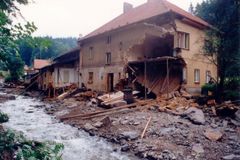 Z nemovitostí u řek je hit, lidé na povodně zapomněli