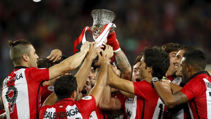 Athletic Bilbao slaví španělský superpohár 2015