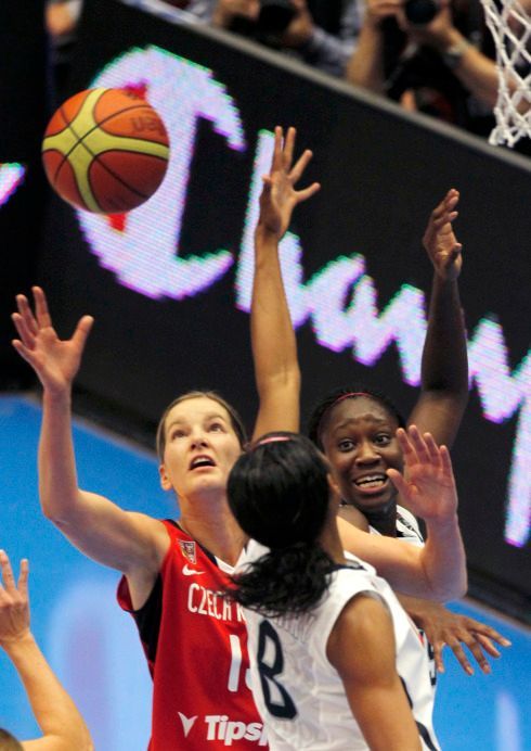 Česko-USA: Vítečková doskakuje