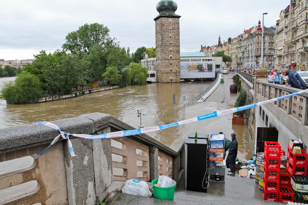 Praha povodně, neděle 2.6.
