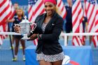 Nejmladší z nich však pravděpodobně ještě nějaké získá. Čtyři tituly ztrácí na rekordmanku Steffi Grafovou z Německa.