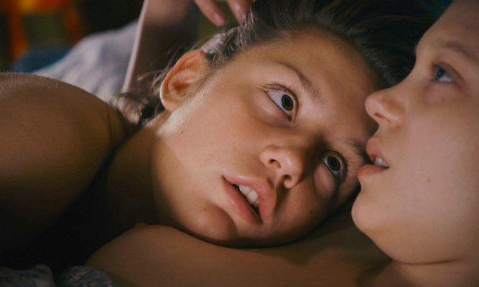 Adele Exarchopoulos a Lea Seydoux (Život Adele).