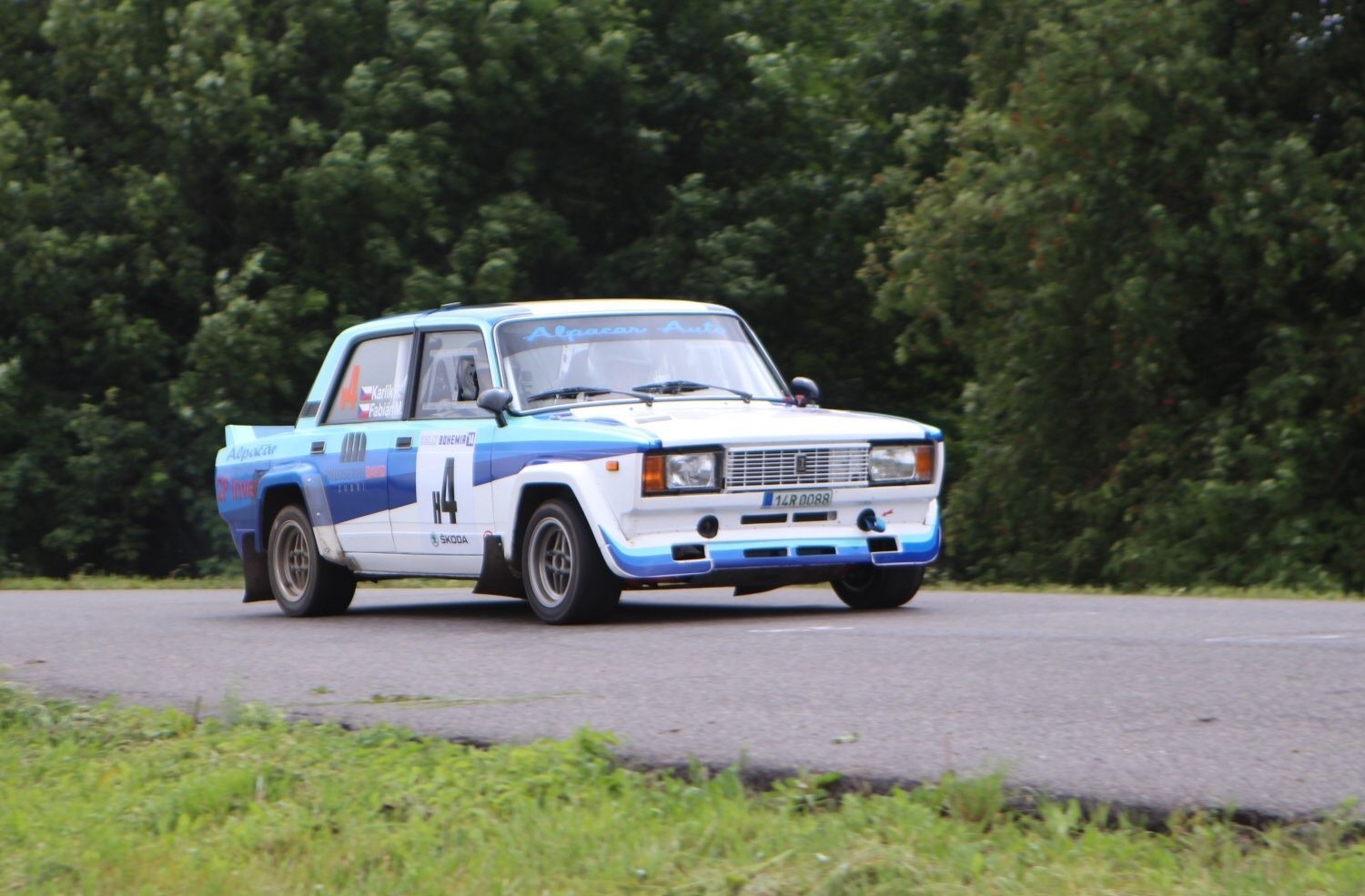 Rallye Bohemia 2014: Lada VFTS stále umí jezdit hodně rychle.