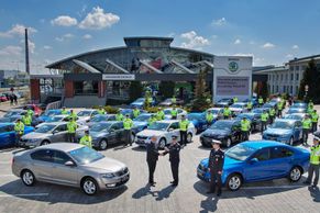 Známe dvacet nových aut, která Češi nejčastěji kupovali v roce 2016. Pocházejí od deseti značek