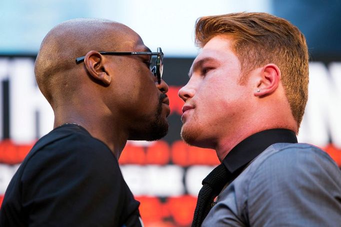 Floyd Mayweather junior a Saul "Canelo" Alvarez