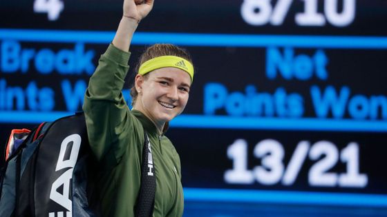 Podívejte se na fotografie z pondělního programu na grandslamovém Australian Open.