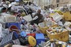 NKÚ: Nebezpečný odpad putuje na skládky bez poplatku