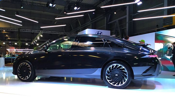 Hyundai odstartoval prodej Ioniqu 6. K mání může být hned nebo i za rok; Zdroj foto: Jakub Stehlík