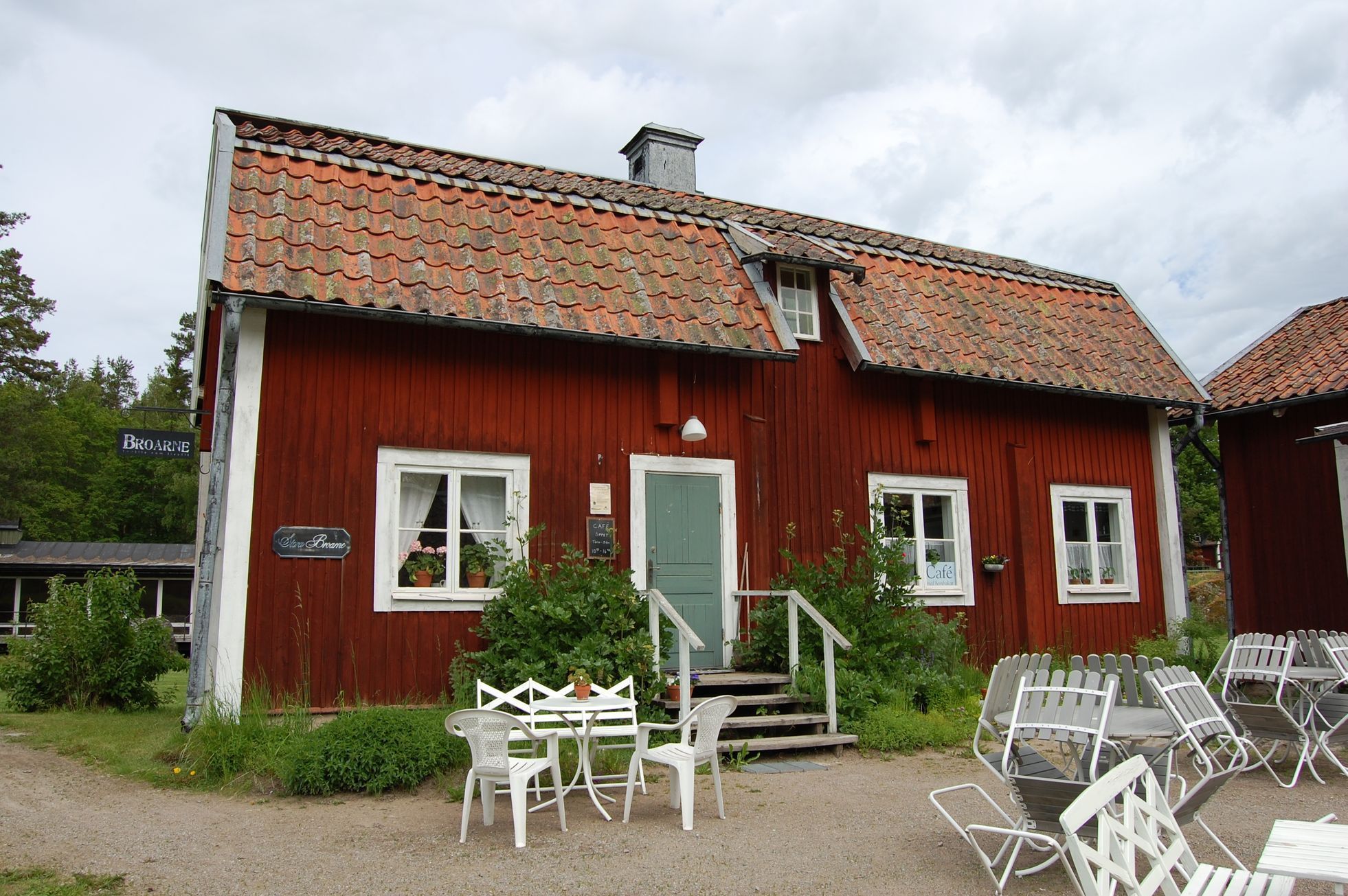 Obchod Broarne a kavárna v Sätra Brunn, Švédsko