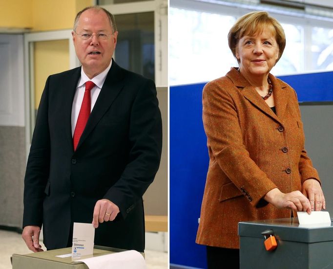 Rivalové. Peer Steinbrück (SPD) a Angela Merkelová (CDU) odevzdávají své hlasy.