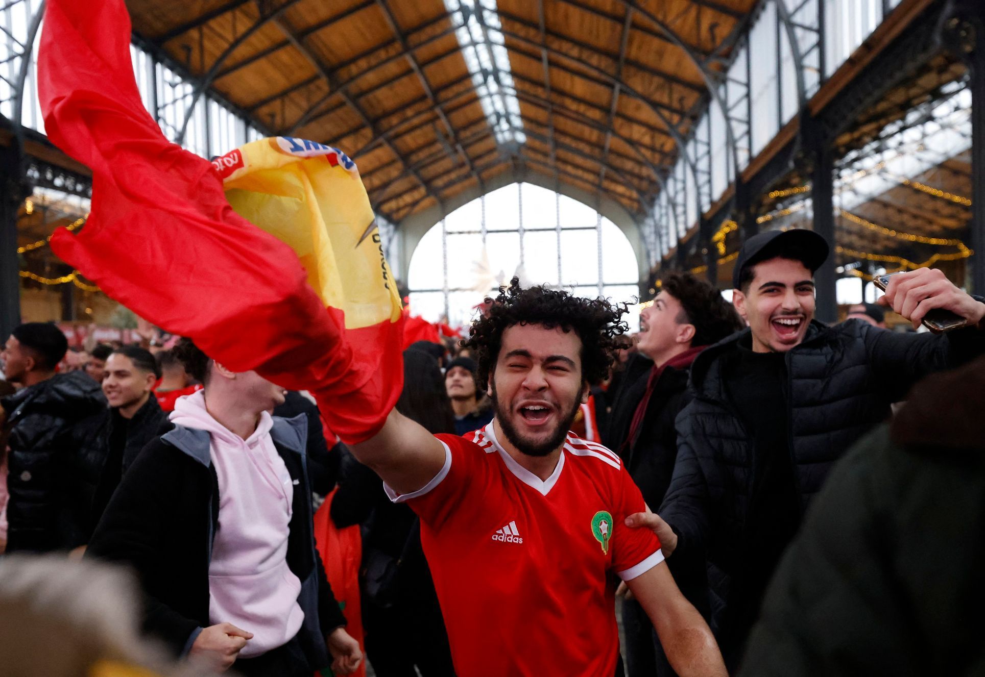 Belgie - Maroko, fotbalové MS v Kataru  2022, fanoušek Maroka