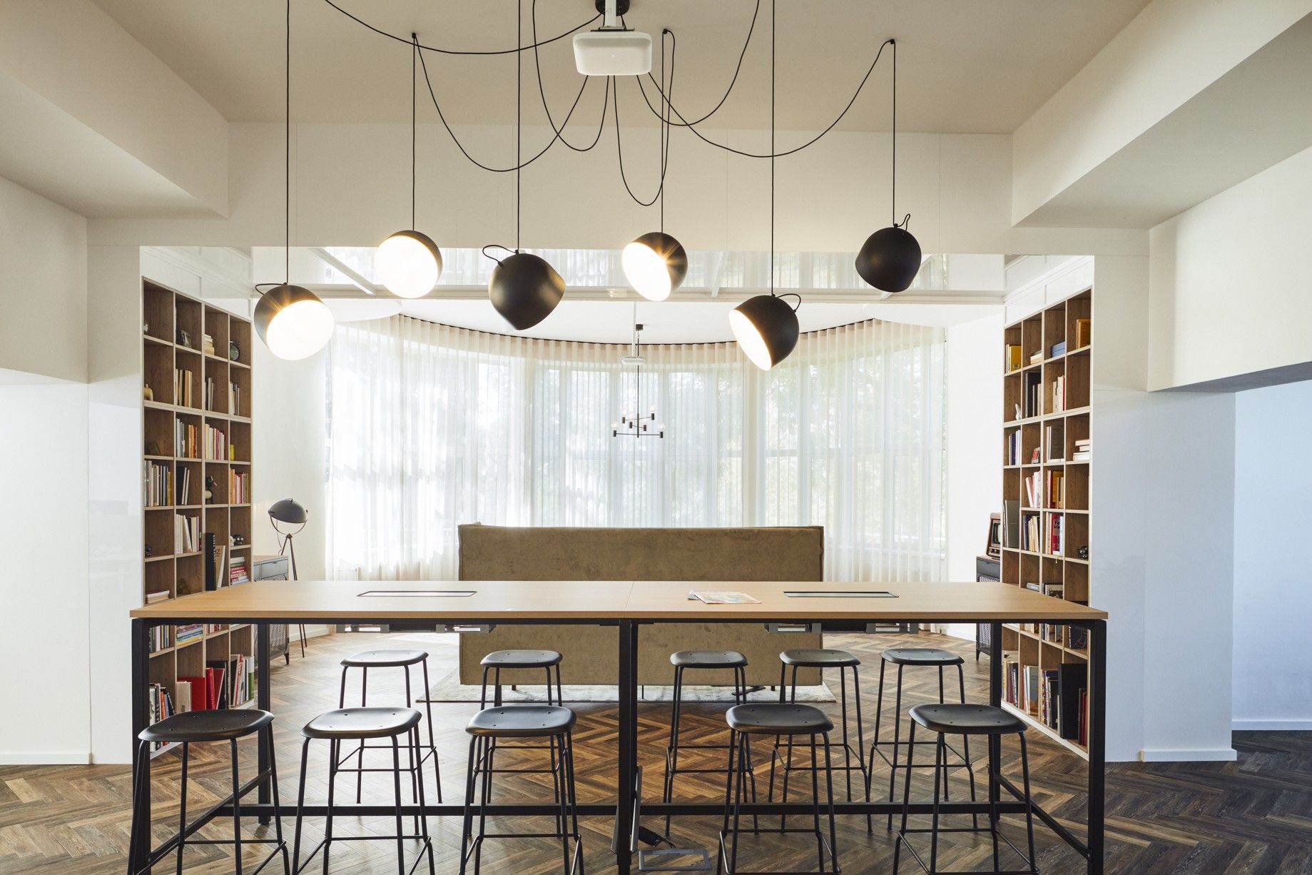 Kanceláře MC Cann, Praha