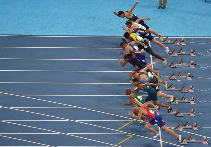 OH 2016, atletika - 110 m překážky: Petr Svoboda (vpředu)