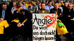 Návštěva Angely Merkelové v centrále Opelu v Ruesselsheimu