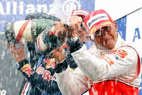 V belgickém Spa kraloval Lewis Hamilton a vede šampionát F1