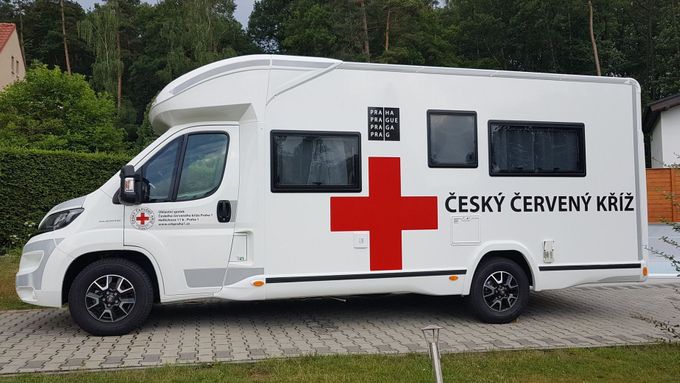 Český červený kříž má nové mobilní asistenční centrum.