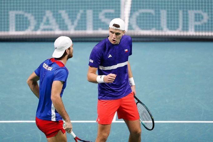 Česko - Španělsko, čtvrtfinále Davis Cup 2025 (Macháč, Menšík)