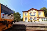 Nejkrásnějším nádražím roku 2018 se staly Blíževedly v Libereckém kraji s celkovým počtem 7356 platných hlasů. Výsledky soutěže, která probíhá od roku 2007, vyhlásili pořadatelé 9. listopadu v Senátu.