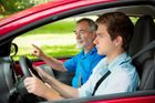 Na povinnou prohlídku řidičů se půjde v 65 letech