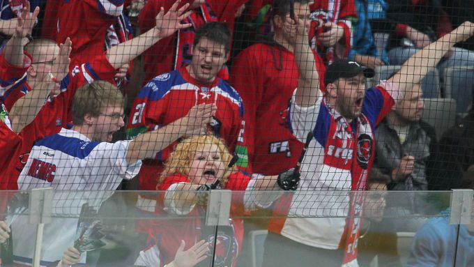 Hokejisté pražského Lva i jejich fanoušci vědí, že tak velká šance vyhrát Gagarinův pohár už se jejich týmu už nikdy nemusí naskytnout.
